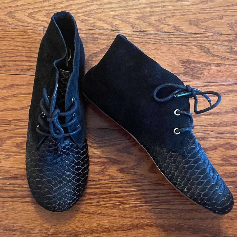 House of Harlow 1960 Killian Black Suede Lace-Up Boots Size 38.5
